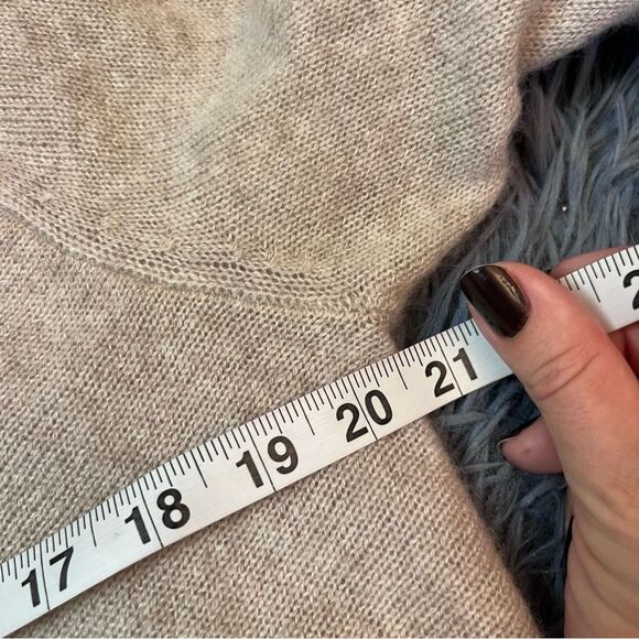 Hayden Cream Oatmeal 100% Cashmere Cardigan Size M - Picture 4 of 6